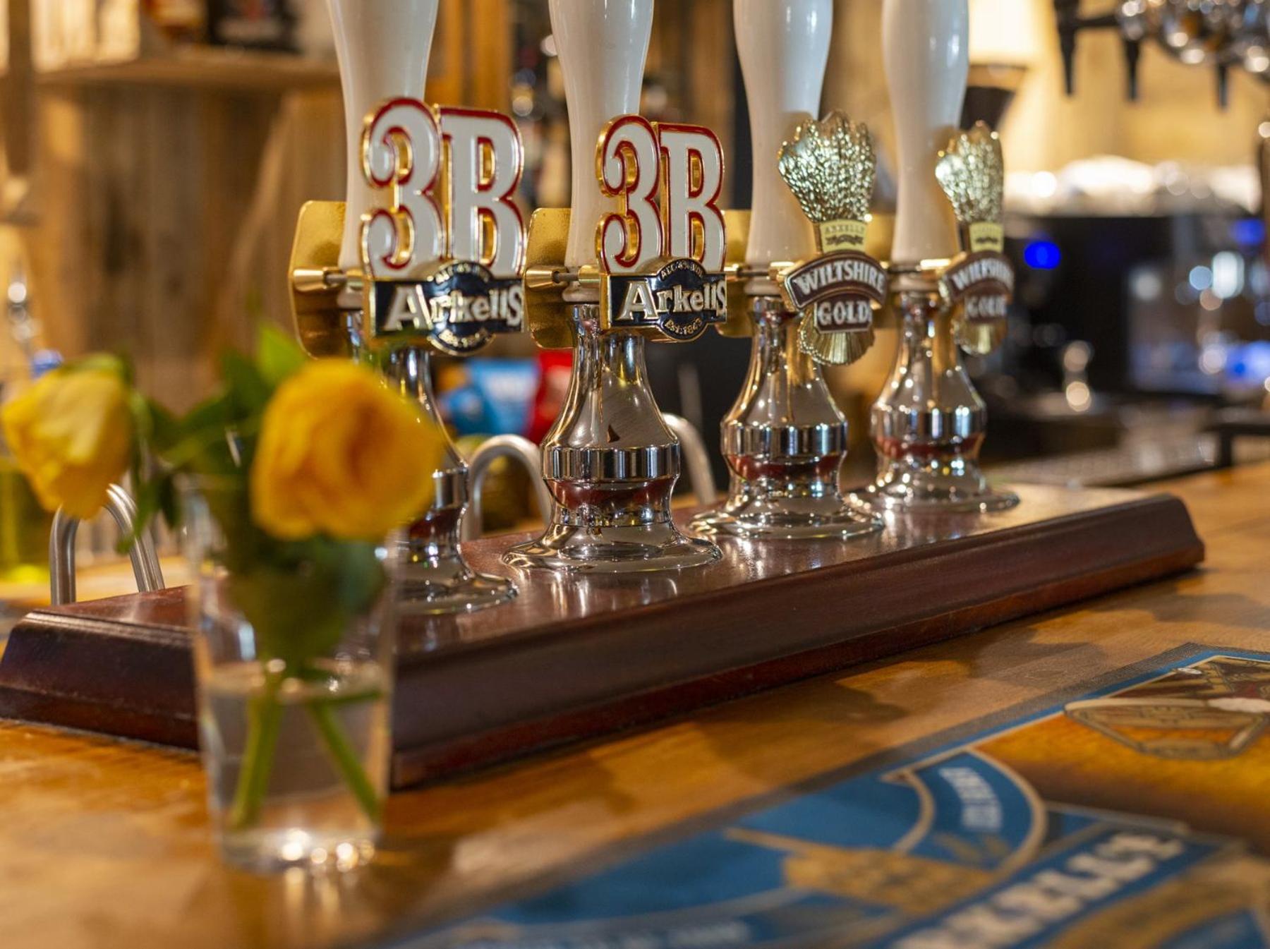 Priory Inn Tetbury Eksteriør billede