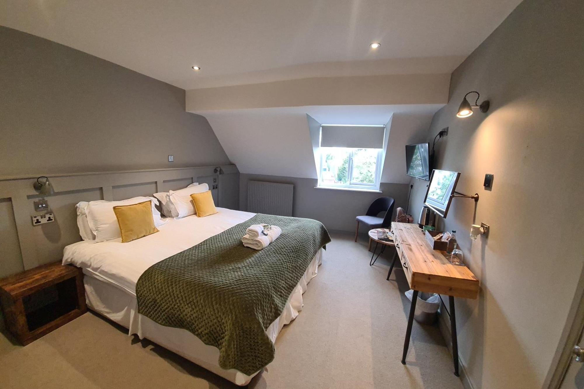 Priory Inn Tetbury Eksteriør billede